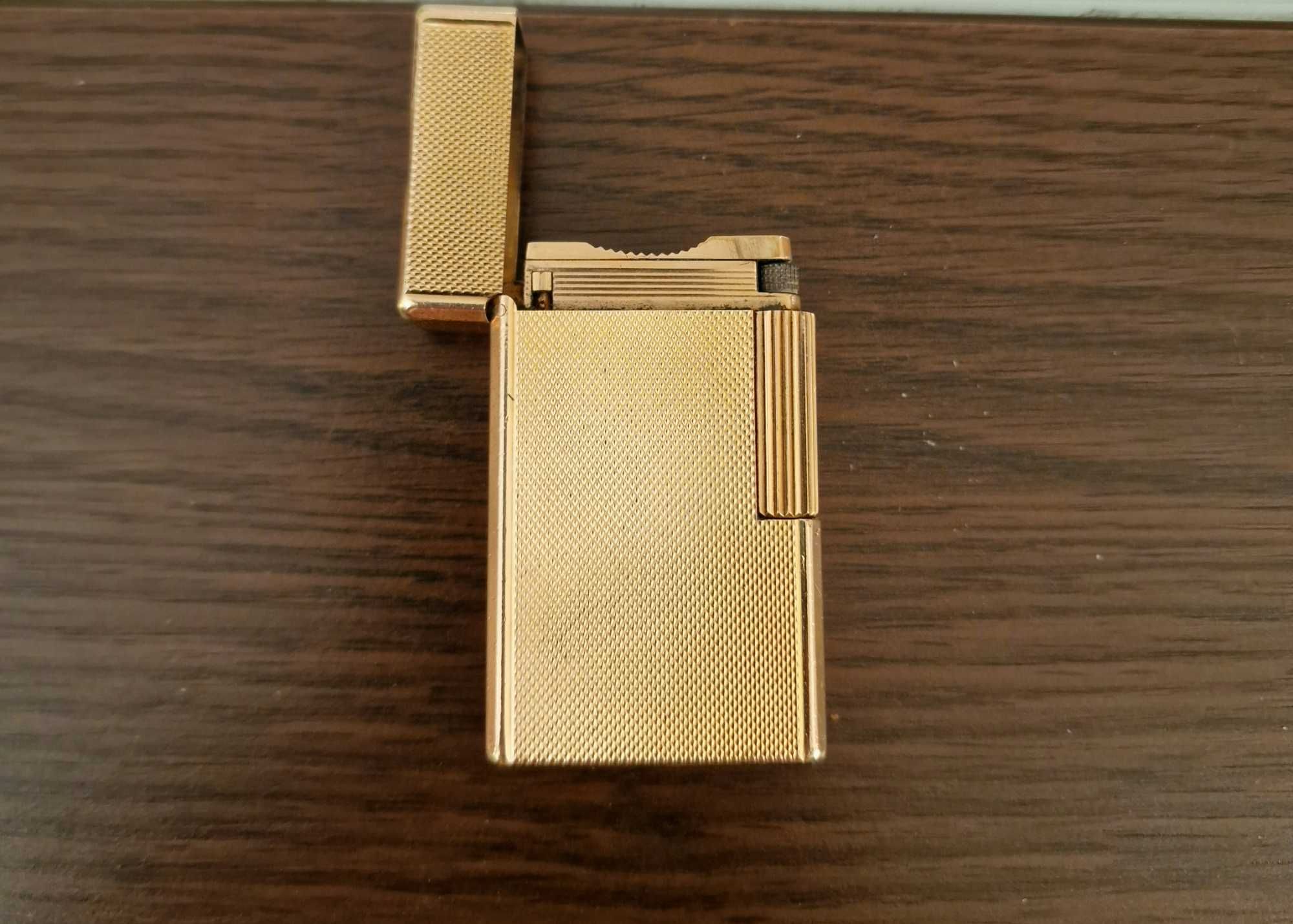 Златна запалка Dupont 18K