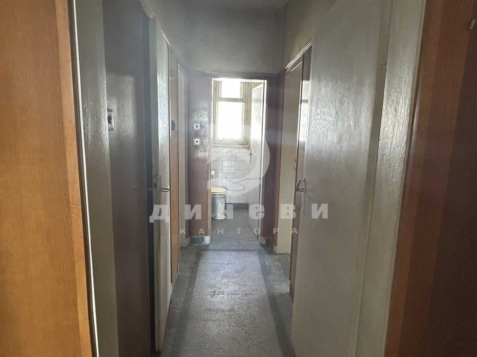 Многостаен апартамент в Центъра