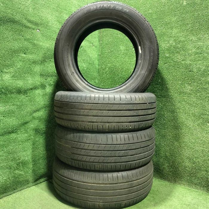 Продам Шины летний Dunlop le mans v 215/60R16 год 2021 износ 20%
