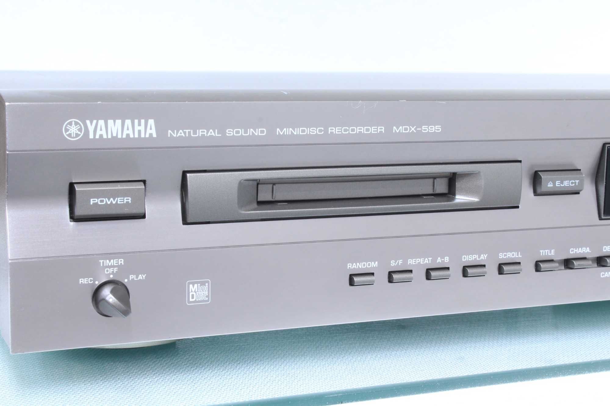 Minidisc Yamaha MDX-595.