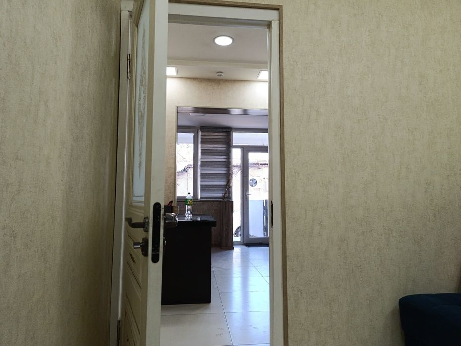 Продается нежилое помещение 43 КВ подвал парковка