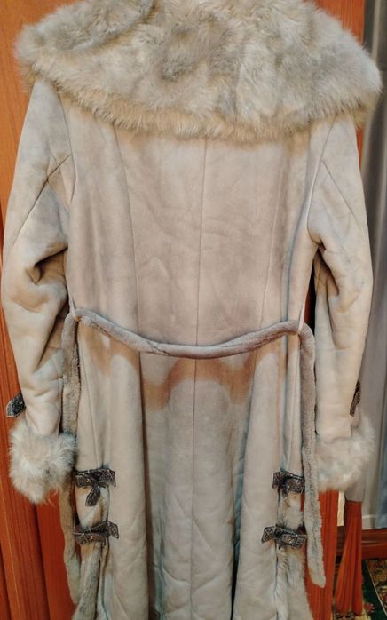 Женская одежда. Куртка