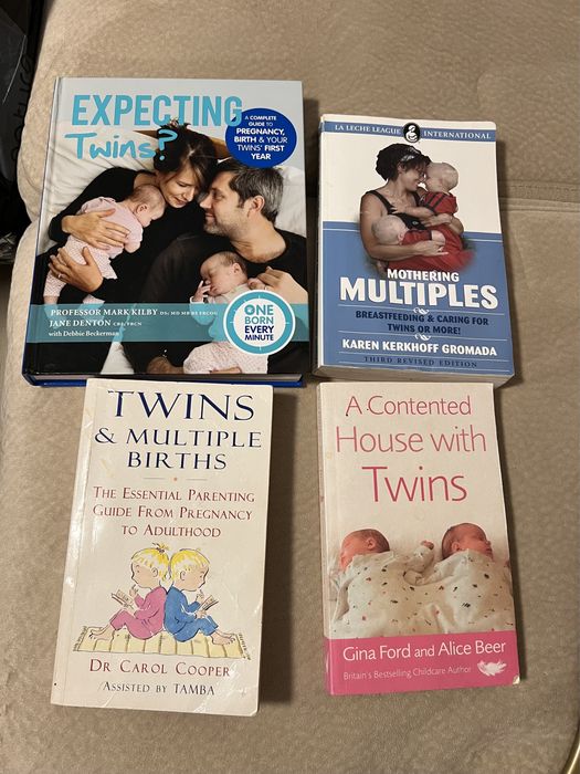 Книги за близнаци и тризнаци - Mothering Multiples