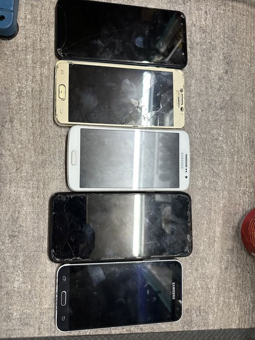 Телефони за части Самсунг