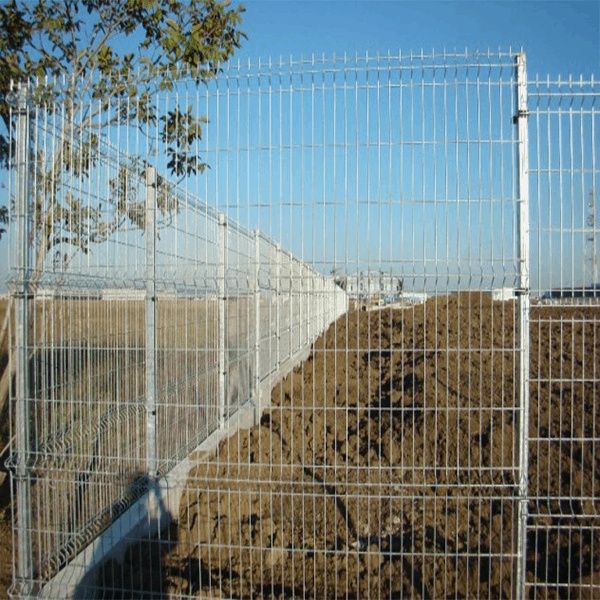 Executam garduri din plasa bordurat sau val