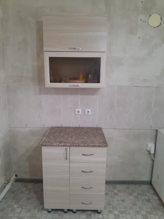 Кухонный шкаф в хорошем состоянии