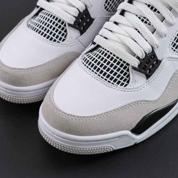 Обувки Air Jordan 4 Military Black