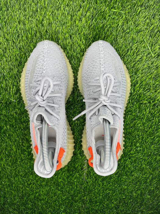 Adidas Yeezy Boost 350 V2 "Tail Light" Мъжки Маратонки