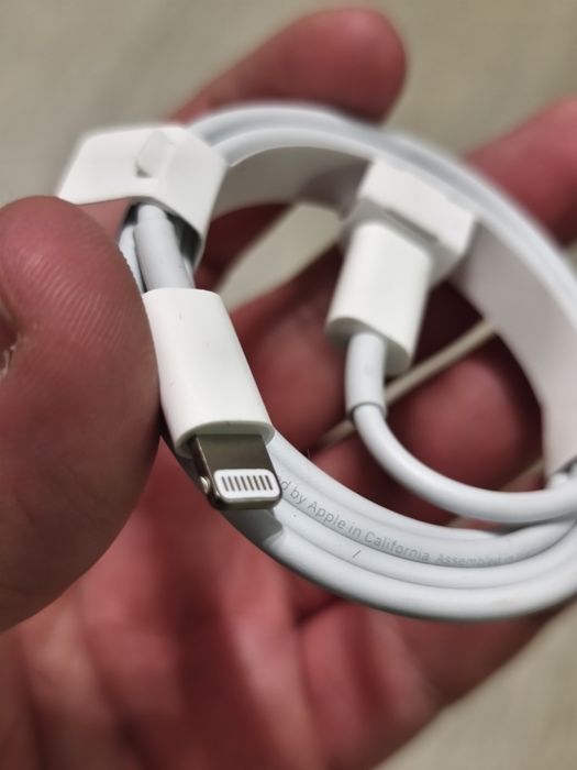 Cablu original Apple NOU nefolosit,typeC-lightning,doar in Cluj,50 lei