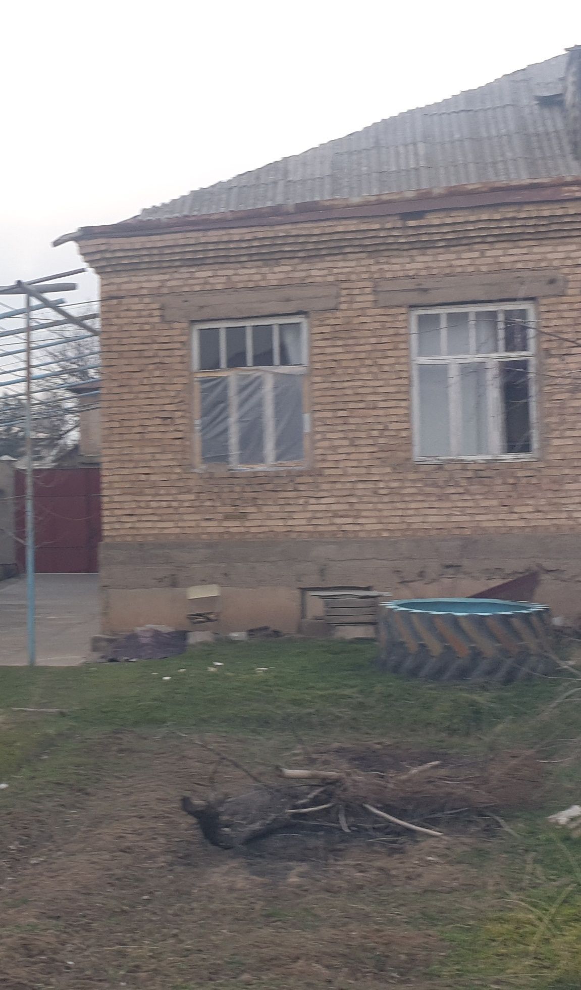 Продаётся дом хорошим состояние
