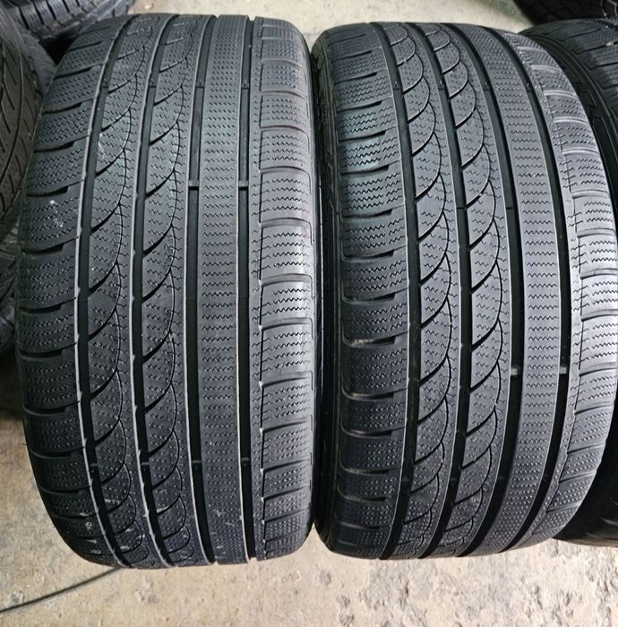 2 Anvelope iarna M+S  255/35/19 IMPERIAL  in stare excelenta