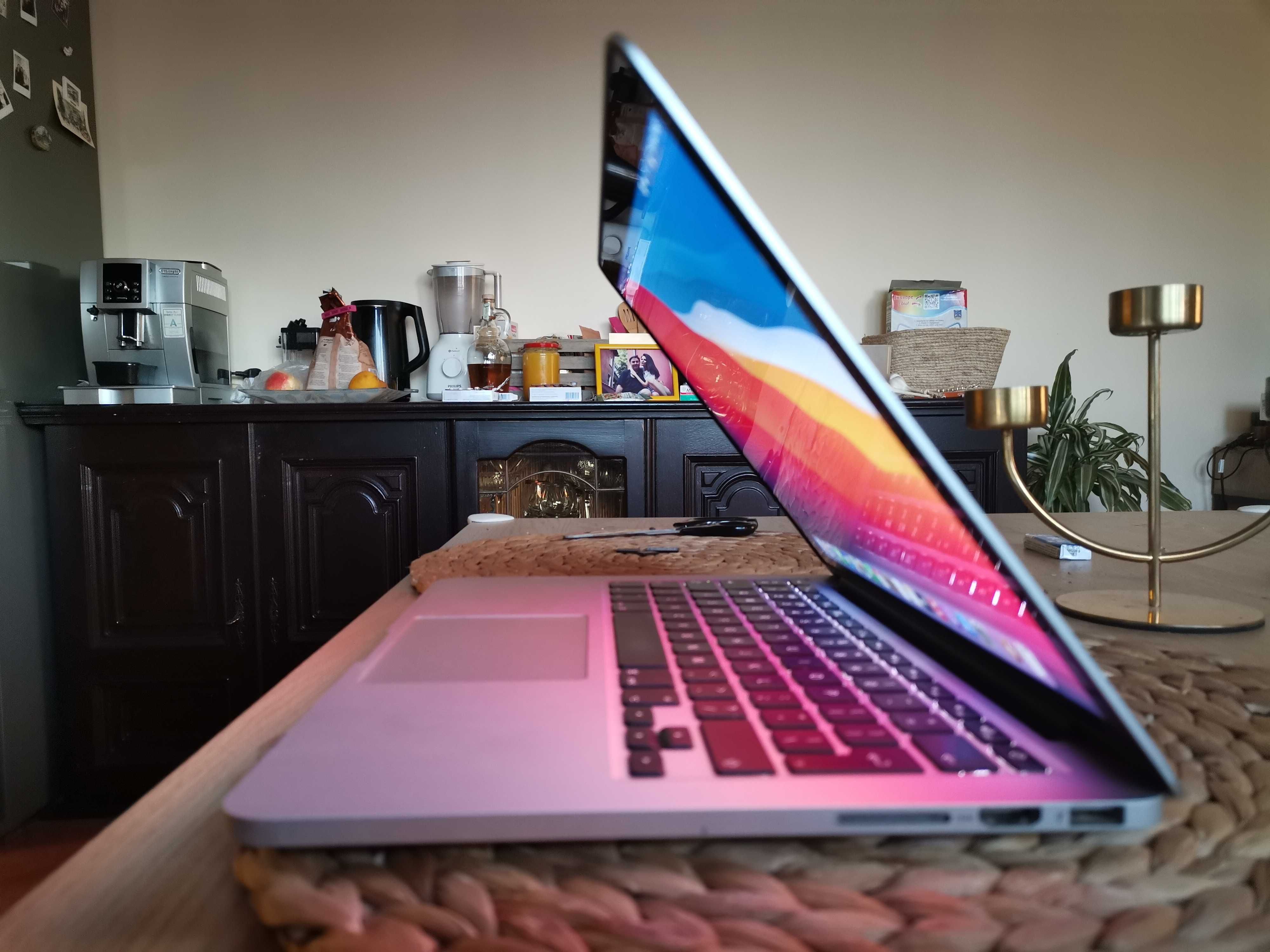 Macbook Pro 13 A1502 Retina 128 SSD 8 Ram