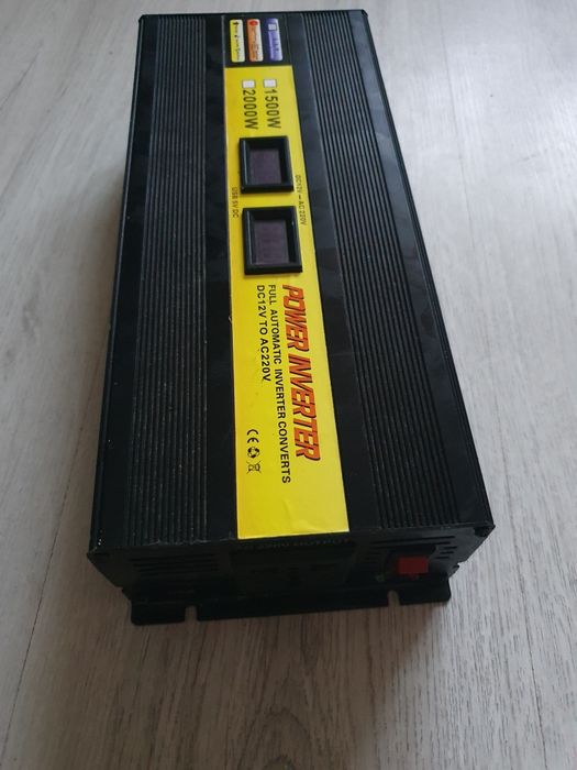 Vând invertor 2kw 12v