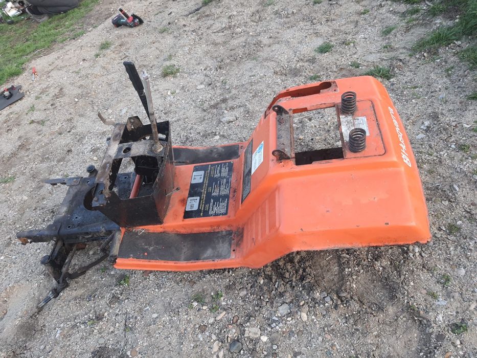 Sasiu de tractoras gazon