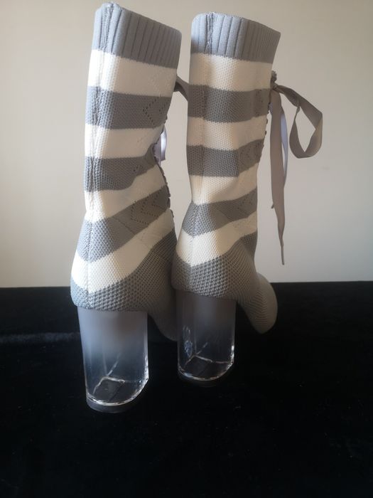 Дамски Боти с прозрачен ток 38 номер