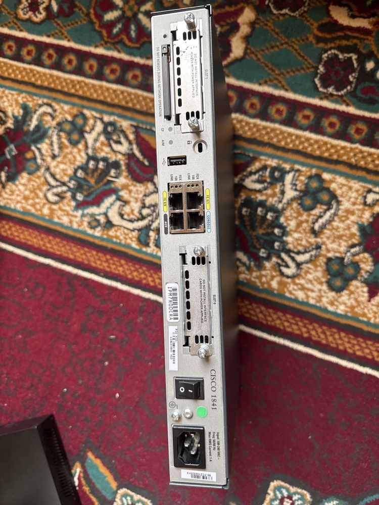 Cisco 1840 срочно продаётся