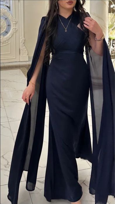 Вечернее платье цвет темно синий