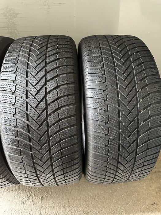255/50 R19 Bridgestone Blizzak LM005 Dot 22-23