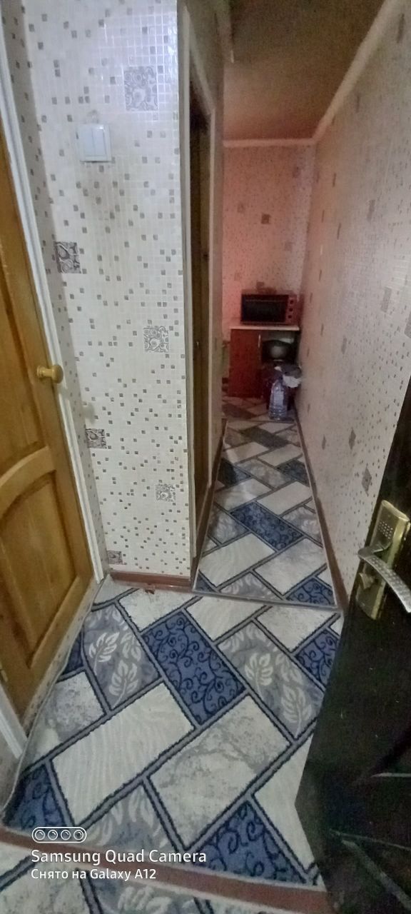 Квартира сотилади аранча камбатга якин