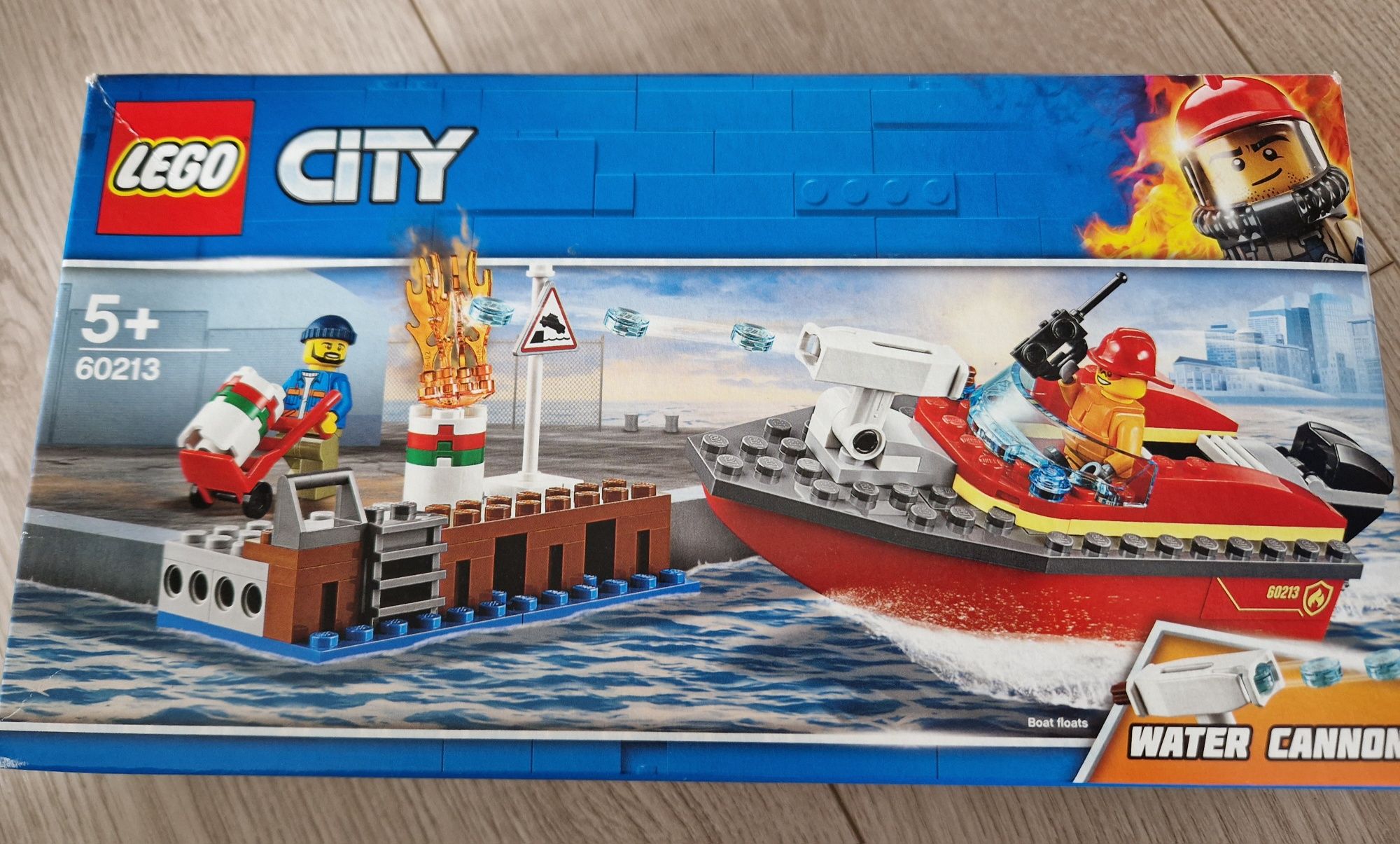 Lego City 60213 - City Fire - Incendiul de la docuri