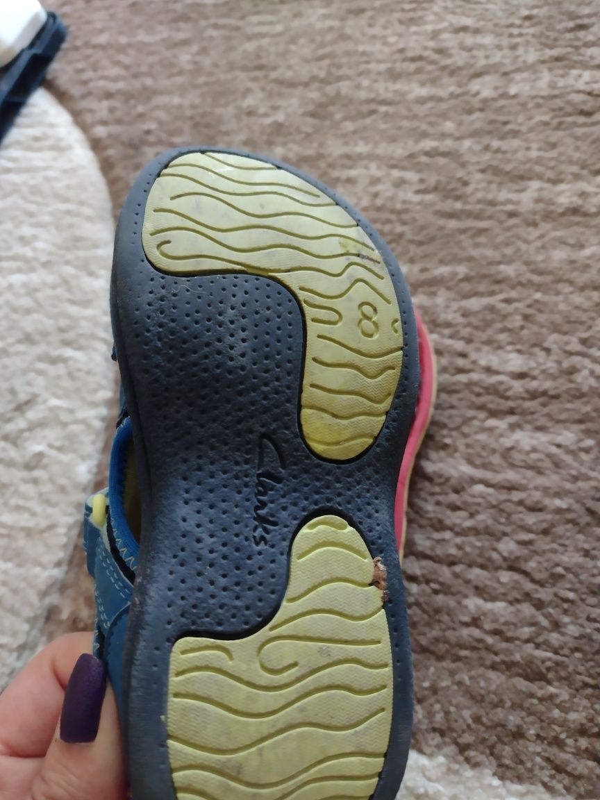 Детски сандали на Clarks