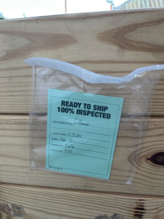 Lada industriala de transport pentru echipamente grele/militare.