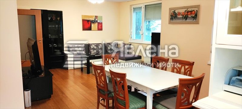 Дава се под наем Тристаен апартамент в София, Оборище - 100 кв.м за 1000 € - Снимка #3