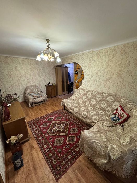 Продам недорого уютную 3х комнатную квартиру