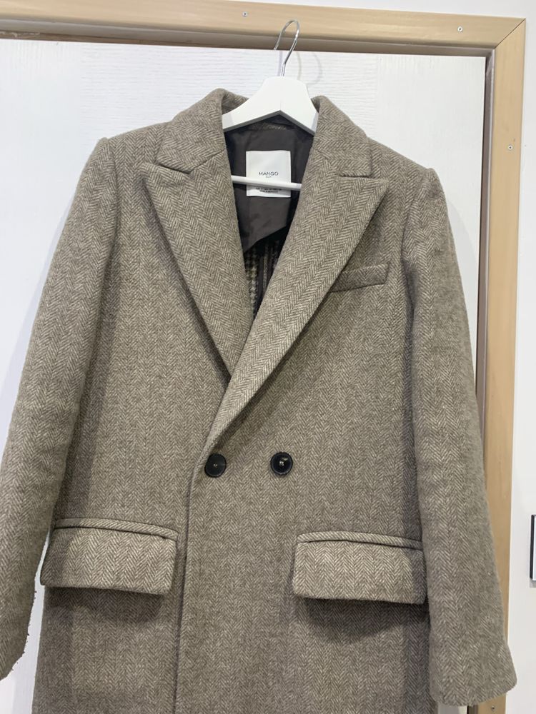 Палто на Mango и Zara