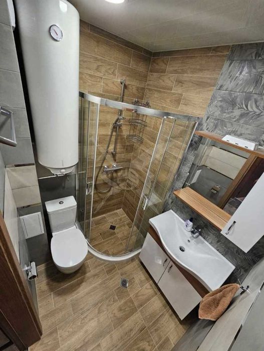 Дава се под наем Двустаен апартамент в Варна, Победа - 62 кв.м за 550 € - Снимка #5