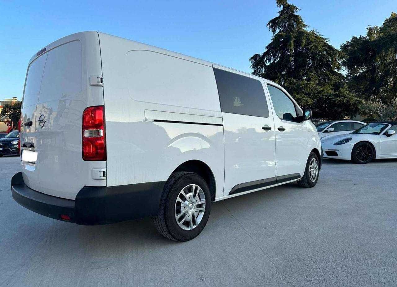 Opel Vivaro 2 броя  НА ЧАСТИ