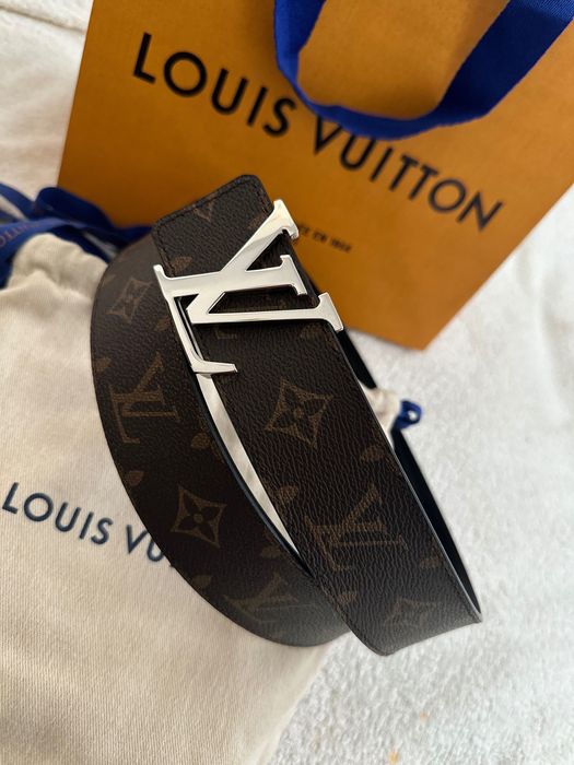 Curea 100% originala Louis Vuitton Initiales 40mm Reversible M9821