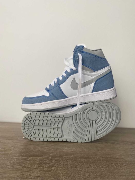 Air Jordan 1 Hyper Royale Toate marimile