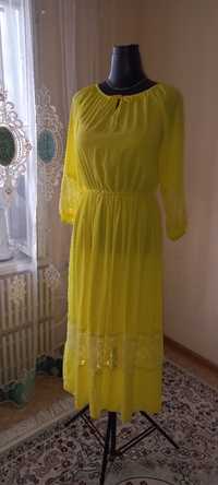 Женская платье жёлтого цвета