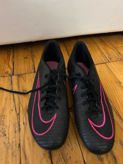 Футболни обувки Nike MERCURIAL VORTEX III FG