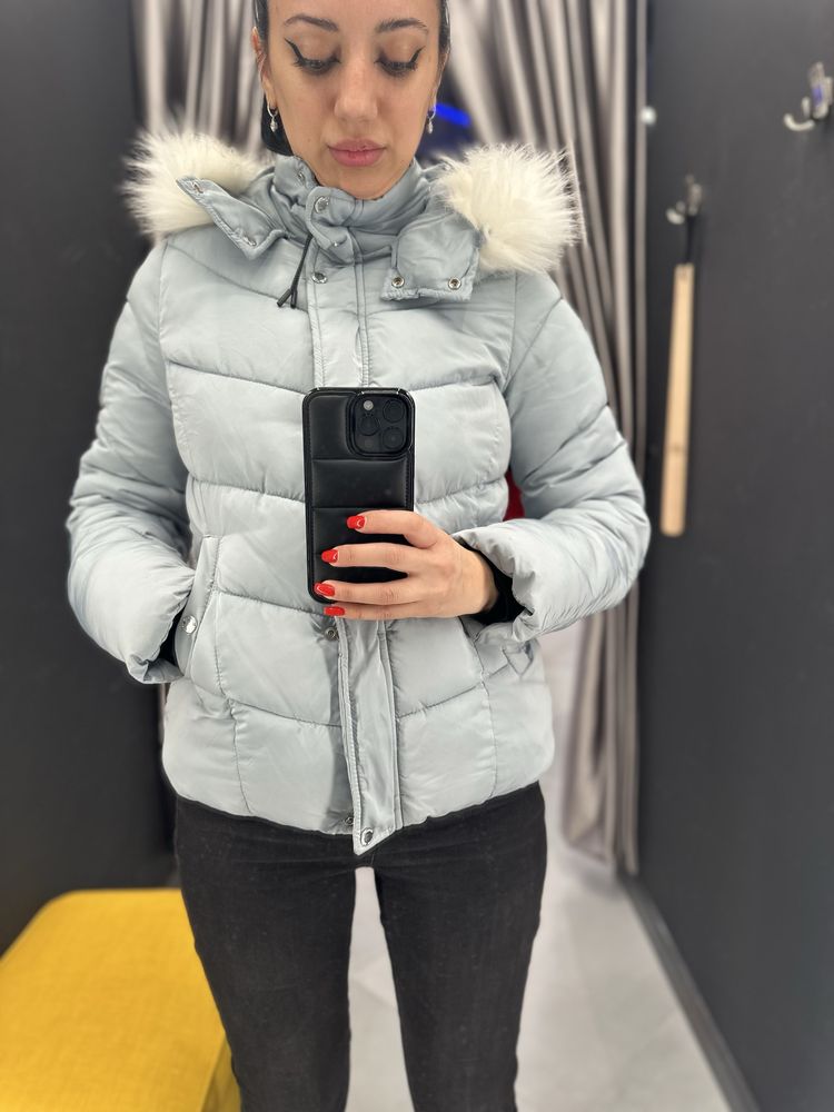 Geaca de iarna Bershka