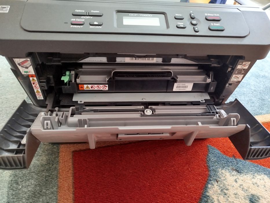 Лазерен Принтер Brother DCP-7060D