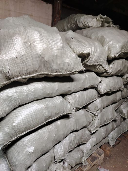 Уголь в мешках Шубаркуль ,Кара-жара ,Дрова в мешках