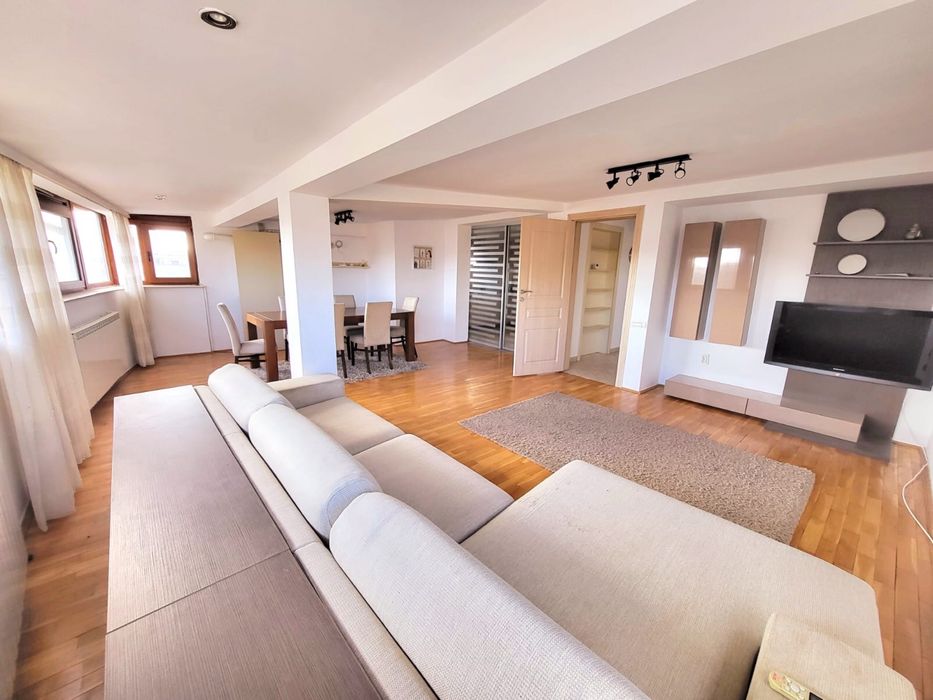 Dau spre închiriere ap cu 3 camere , zona Trocadero .