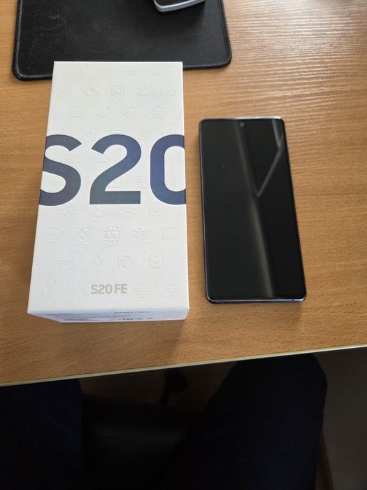 Продам телефон в очень хорошем состоянии.Sam