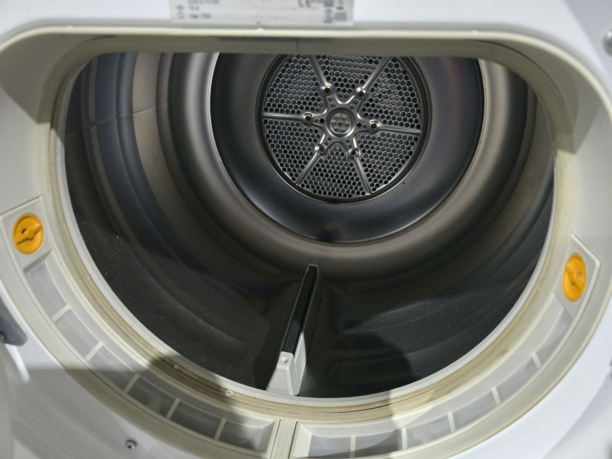 Кондензационна сушилня Миеле/Miele T7644C