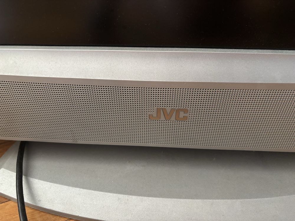 Телевизор JVC 32 инча