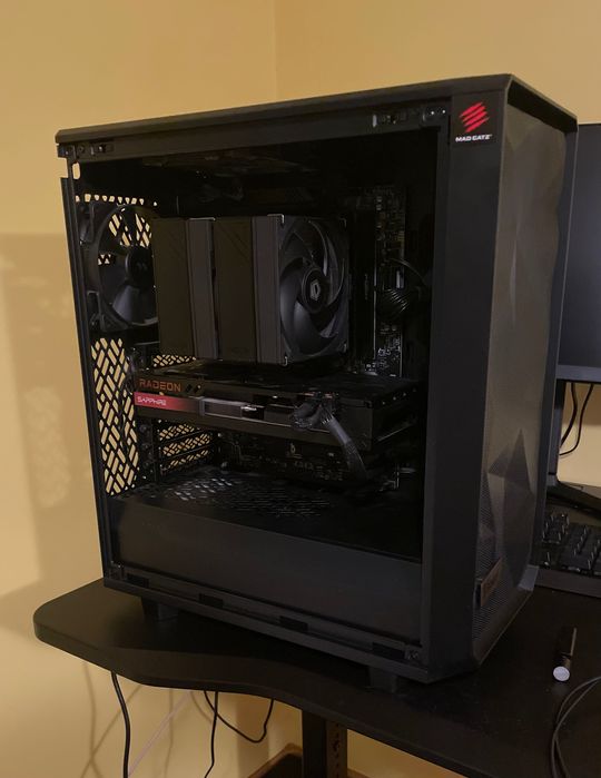 PC Gaming AM5 – RX 7700 XT, Ryzen 5 7600X, 32GB DDR5 RAM