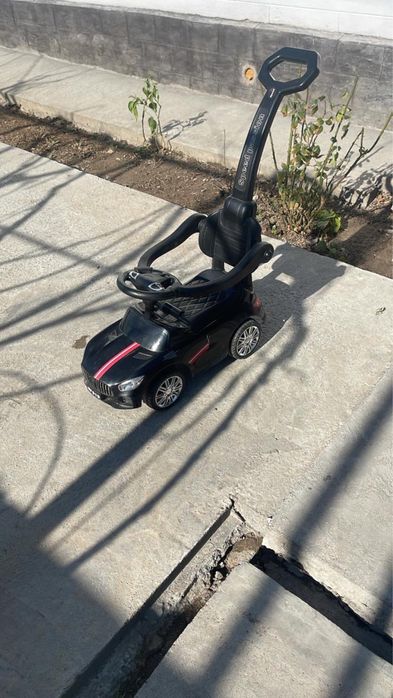 Детская машинка каталка мерседес