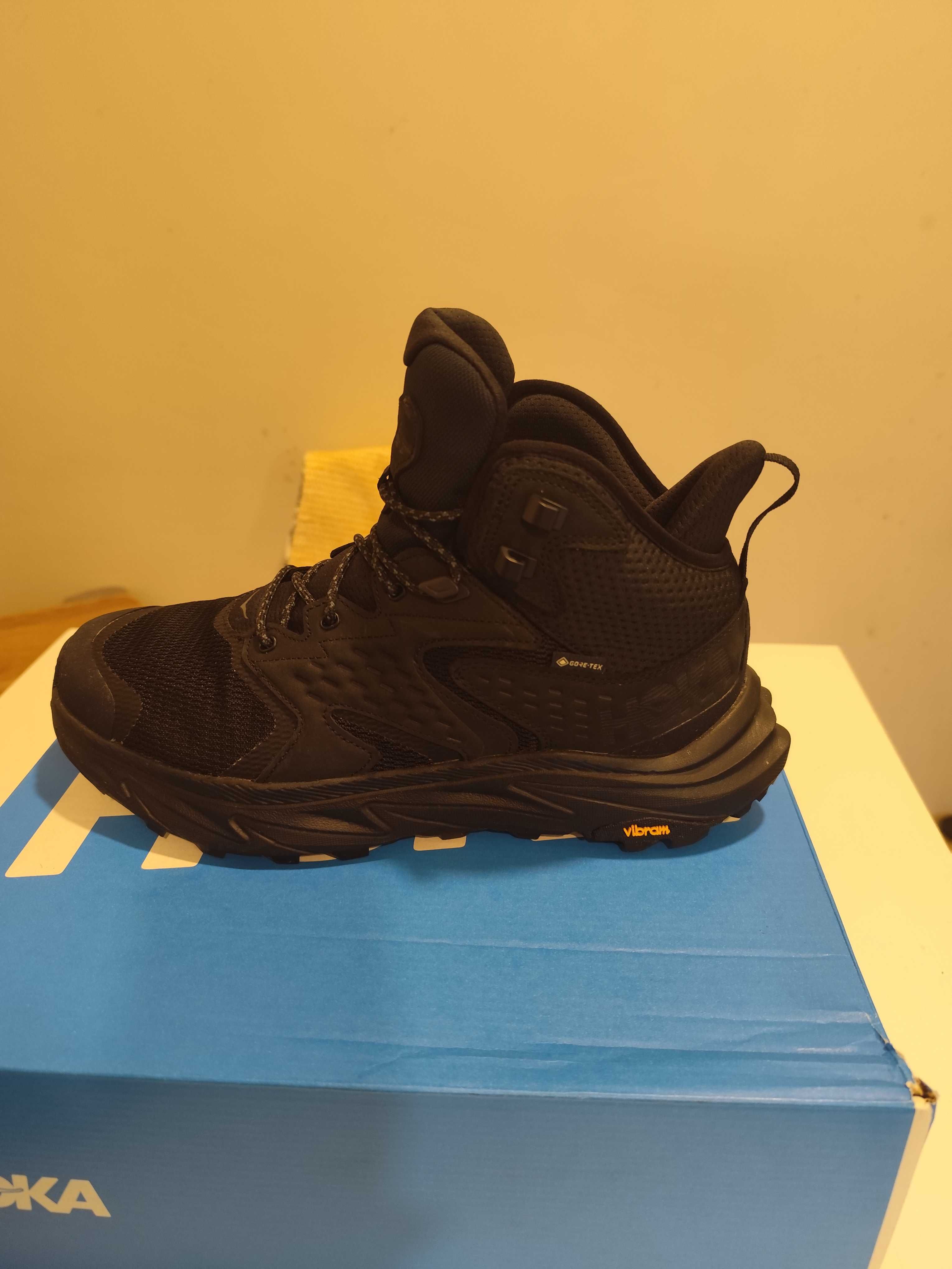 Зимни обувки  Hoka Anacapa mid goretex