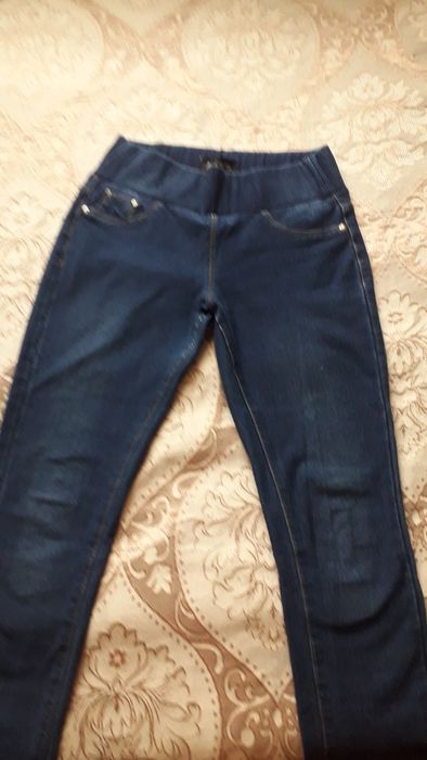 Продам женские джинсы,леггинсы.Любые 500т.