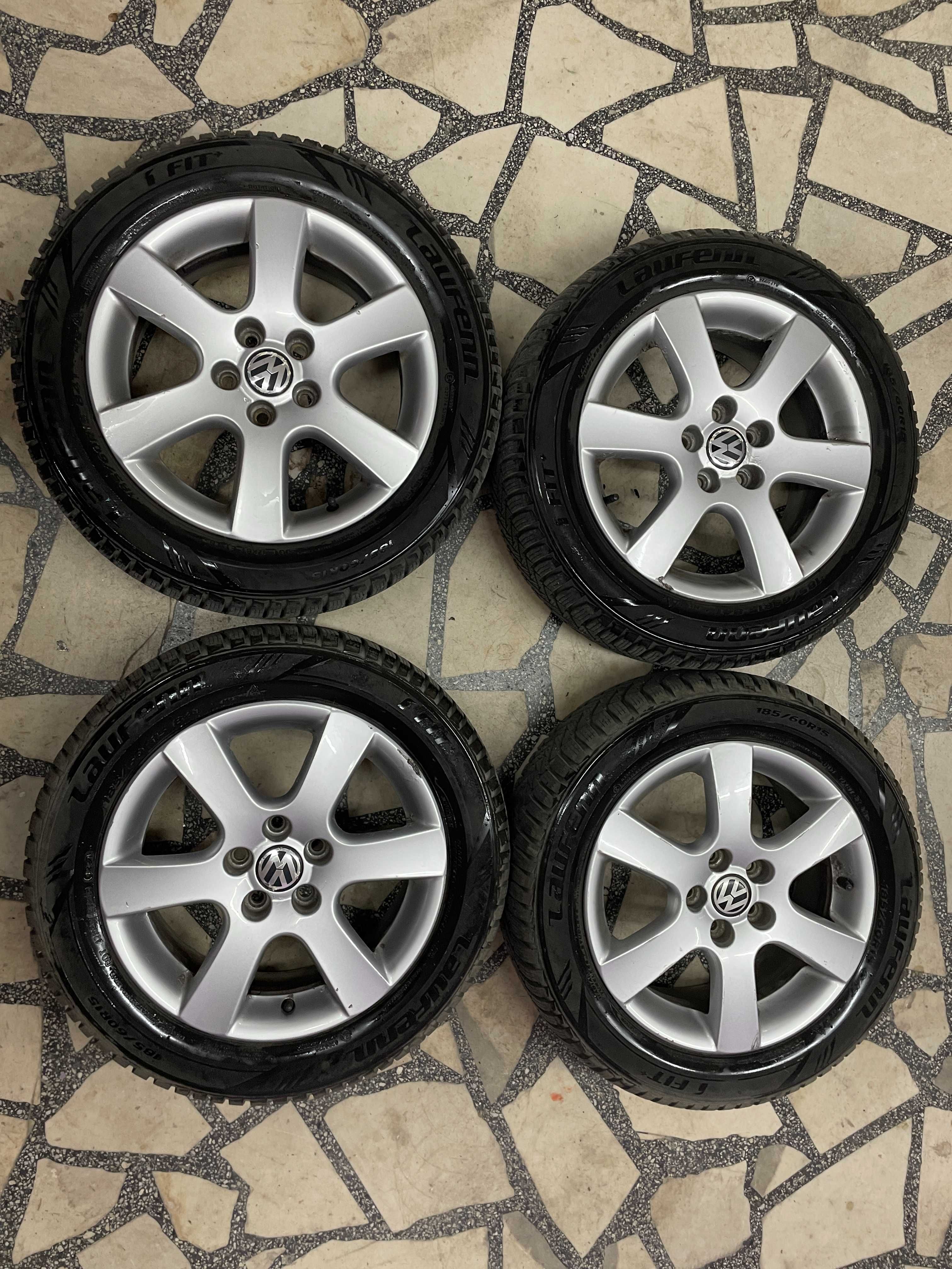 16ки 185/60R15 Оригинални джанти VW със зимни гуми Laufenn DOT 21