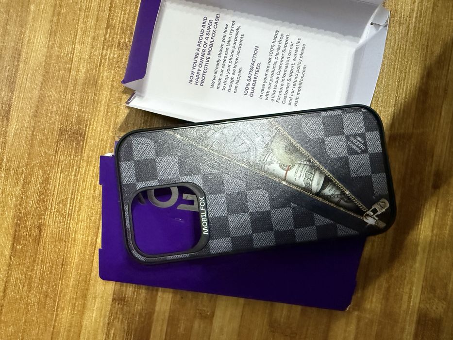 Vand  Mobilfox IPhone 16 PRO MAX!