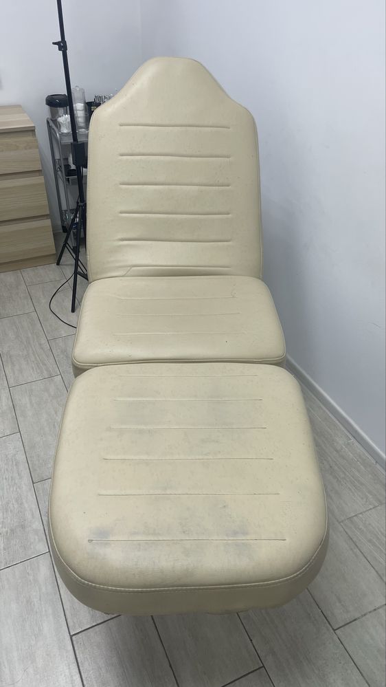 Продам кушетку меняющую положение