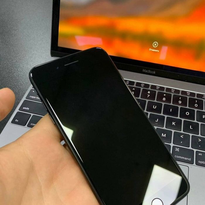 Iphone 7 Plus 256gb ideal srochna sotiladi